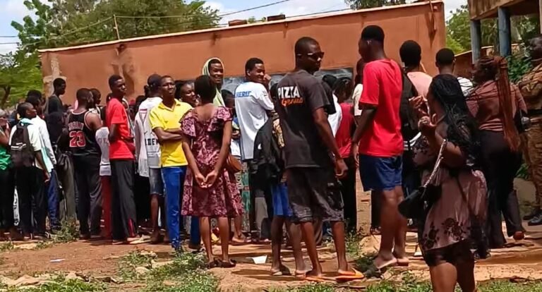 BAC 2025 : Le Collège Protestant affiche des résultats de 90,74 % en série A4 et 83,13 % en D 1 BAC 2025 : Le Collège Protestant affiche des résultats de 90,74 % en série A4 et 83,13 % en D 1
