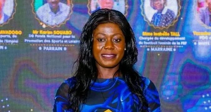 Football féminin : L’arbitre Jacqueline Nikiéma sélectionnée pour officier la Coupe UFOA U20 au Ghana 1 Football féminin : L’arbitre Jacqueline Nikiéma sélectionnée pour officier la Coupe UFOA U20 au Ghana 1