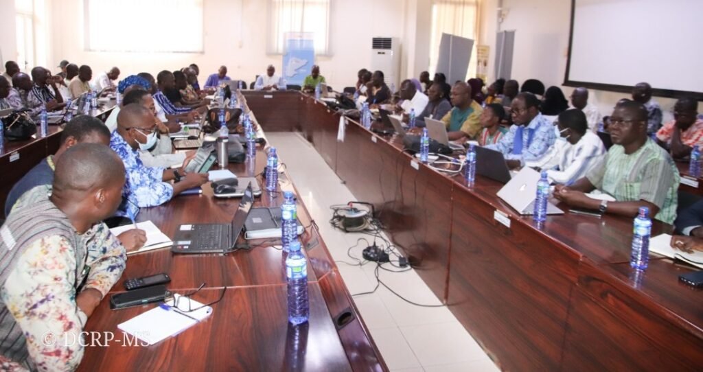 Modernisation de la gouvernance hospitalière : Le ministre Kargougou à l’écoute des premiers responsables d’hôpitaux 2 Modernisation de la gouvernance hospitalière : Le ministre Kargougou à l’écoute des premiers responsables d’hôpitaux 2
