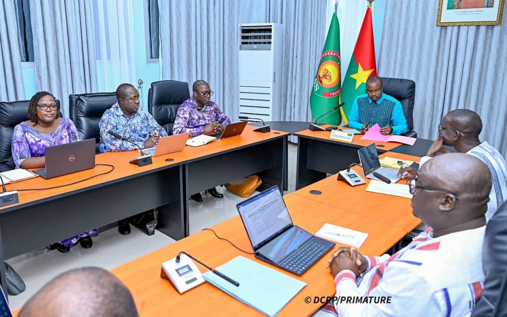 Contrat d’objectifs 2025 : La note de 51,83 % pour le ministre Mathias Traoré 2 Contrat d’objectifs 2025 : La note de 51,83 % pour le ministre Mathias Traoré 2