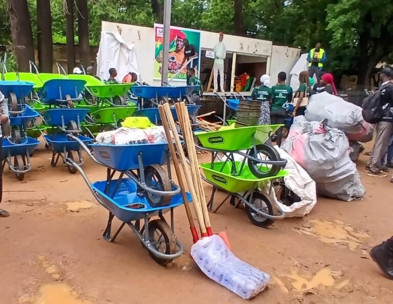 Faso Mêbo: ACEP Burkina s’engage pour un Burkina plus propre 1 Faso Mêbo: ACEP Burkina s’engage pour un Burkina plus propre 1