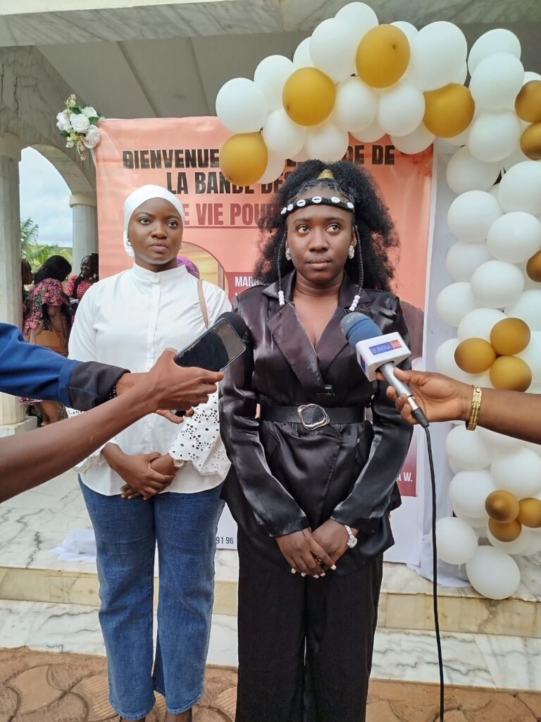 Littérature : Camille Zoungrana écrit, dessine et publie pour sensibiliser 3