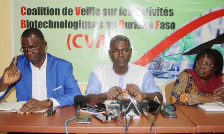 Burkina : La CVAB condamne la 2e lâcher de moustiques à Souroukoudingan 1 Burkina : La CVAB condamne la 2e lâcher de moustiques à Souroukoudingan 1