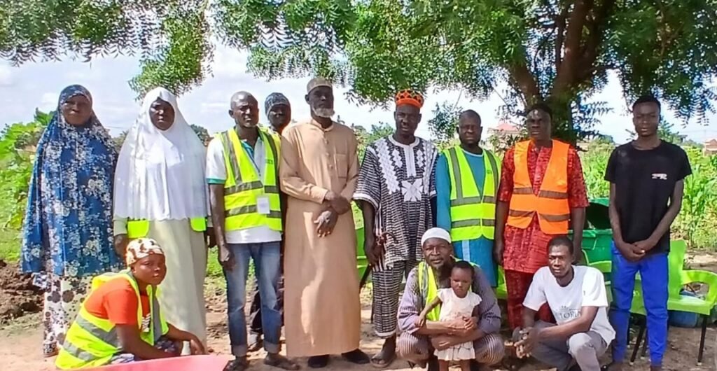 Ceinture Verte de Ouagadougou : L’association CUASCVO met 62 plants sous terre 2 Ceinture Verte de Ouagadougou : L’association CUASCVO met 62 plants sous terre 2
