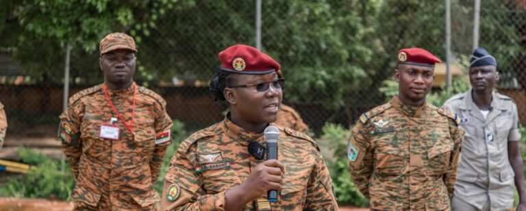Camp vacances Faso Mêbo: « La Patrie passe avant tout », ministre Pélagie 1 Camp vacances Faso Mêbo: « La Patrie passe avant tout », ministre Pélagie 1