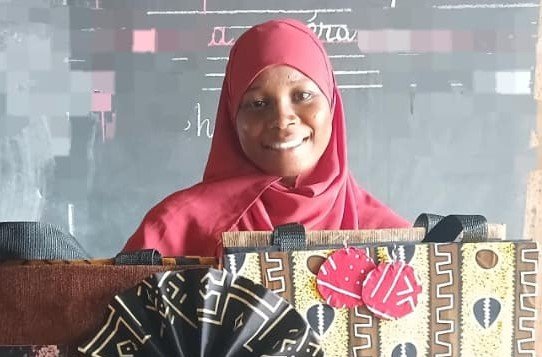 Savalle Kadidia, la jeune créatrice qui donne une nouvelle vie au pagne 1 Savalle Kadidia, la jeune créatrice qui donne une nouvelle vie au pagne 1