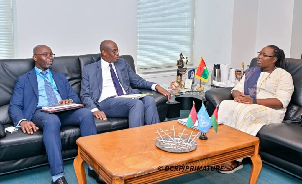 Déplacés internes : Le HCR promet de renforcer son soutien au Burkina 2 Déplacés internes : Le HCR promet de renforcer son soutien au Burkina 2