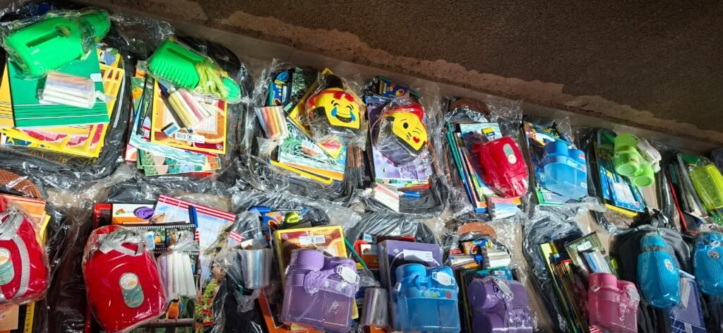 Ouagadougou : Elles organisent une tontine pour payer des kits de scolarités aux orphelins 2