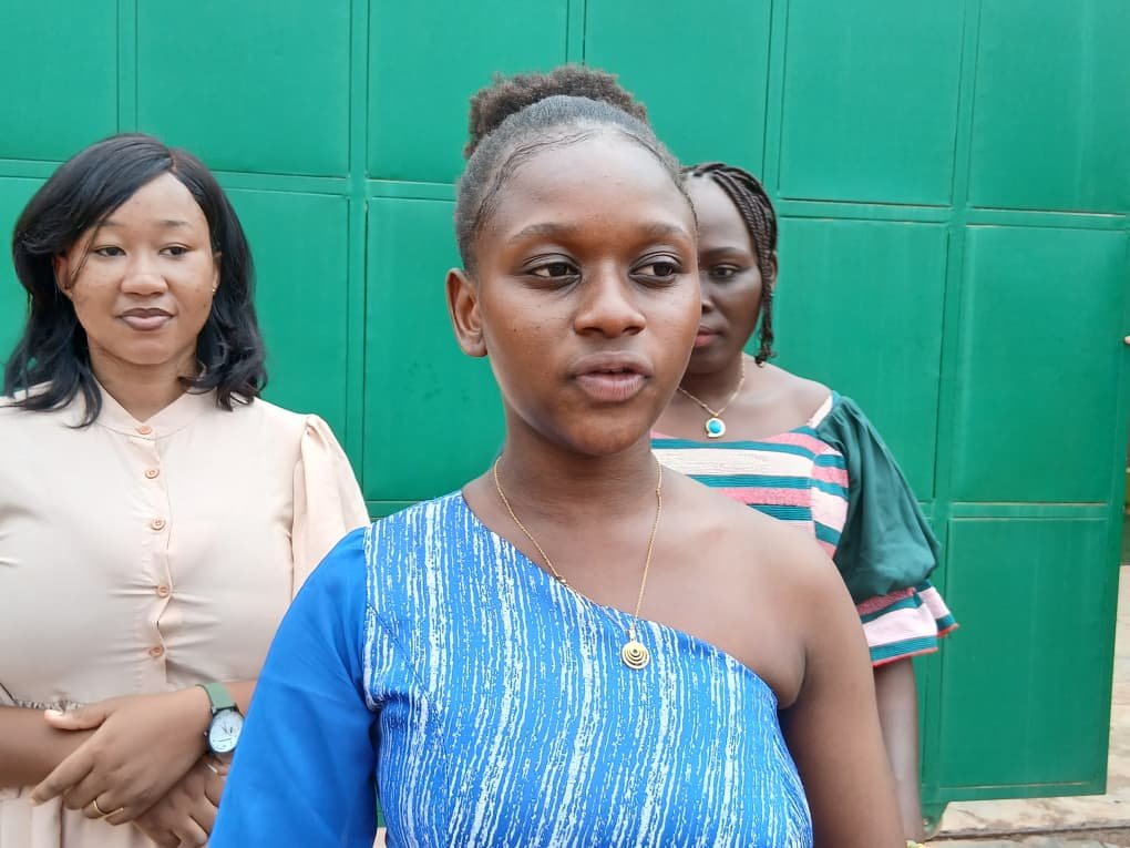 Art oratoire: Une étudiante offre une formation pour son anniversaire 2 Art oratoire: Une étudiante offre une formation pour son anniversaire 2