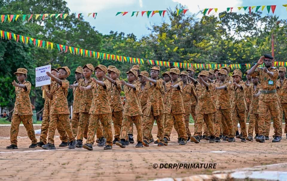 Camp vacances Faso Mêbo Guiriko: Fin de formation pour la promotion ''Siniya-Sigui'' 4 Camp vacances Faso Mêbo Guiriko: Fin de formation pour la promotion ''Siniya-Sigui'' 4