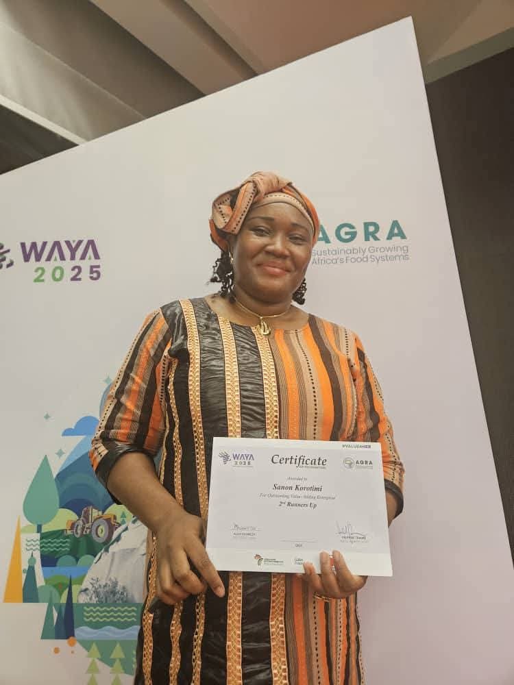 Awards WAYA 2025 : Sanon Korotimi hisse haut le drapeau burkinabè 2