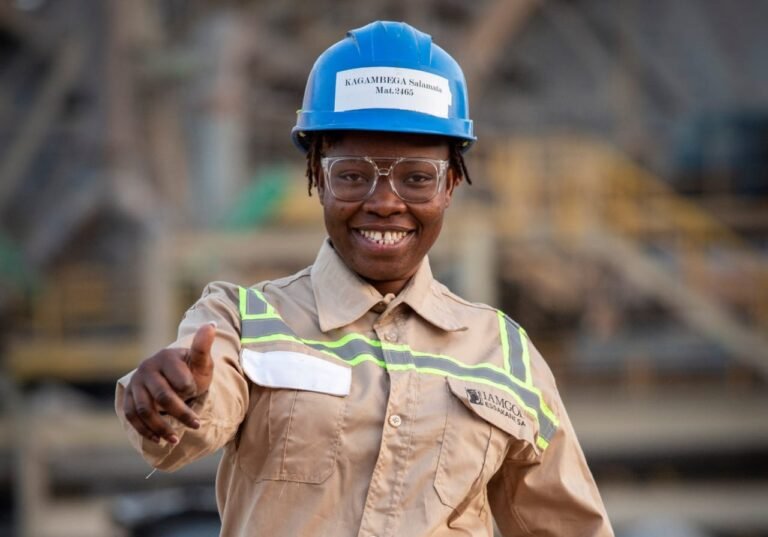 Salamata Kagambega : Première femme contremaitre générale de l’usine d’Essakane 2