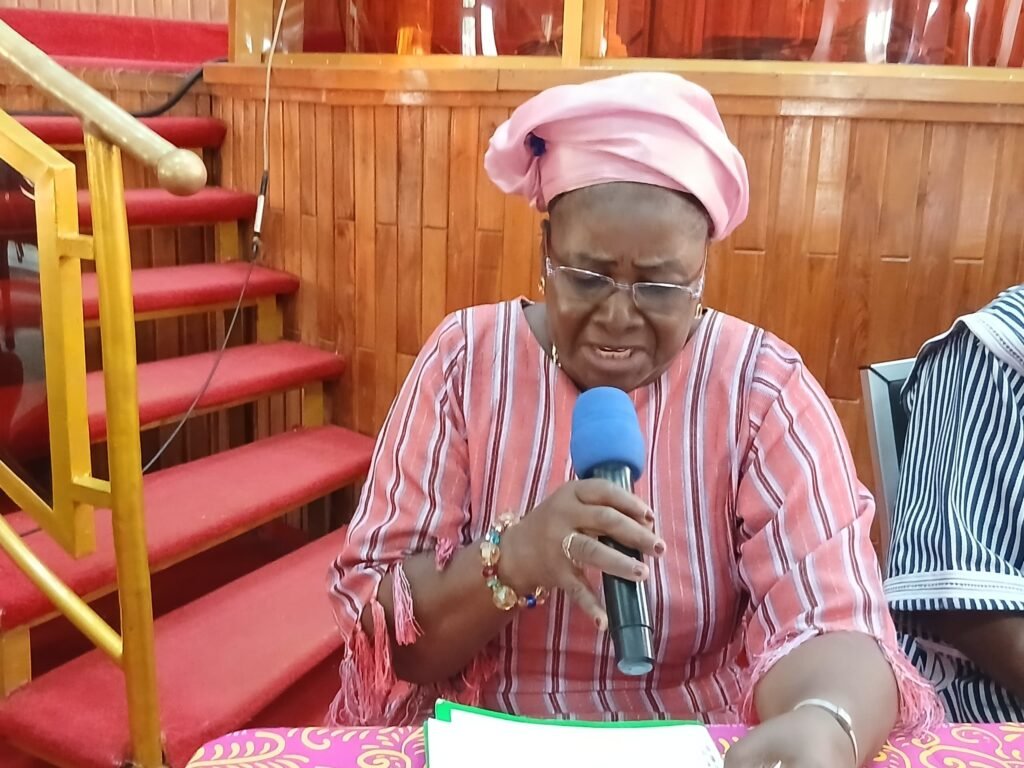 « Dieu, fidèle, à mes côtés » : La nouvelle oeuvre de Dr Mamounata Belem 3