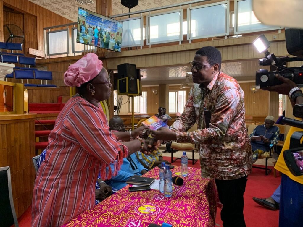 « Dieu, fidèle, à mes côtés » : La nouvelle oeuvre de Dr Mamounata Belem 2