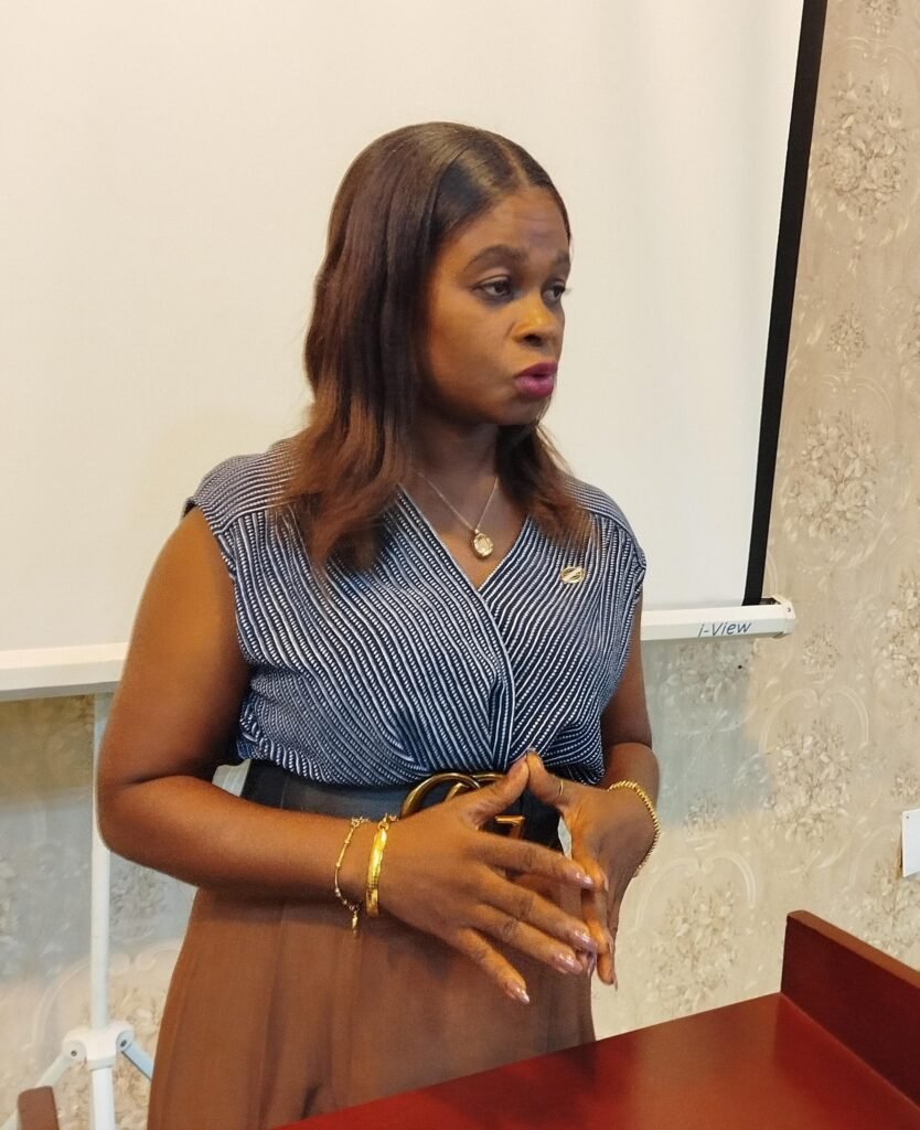 Toastmasters : Cécile Dao et Marcelle Toe les premiers des concours humoristiques et d’improvisation 7 Toastmasters : Cécile Dao et Marcelle Toe les premiers des concours humoristiques et d’improvisation 7