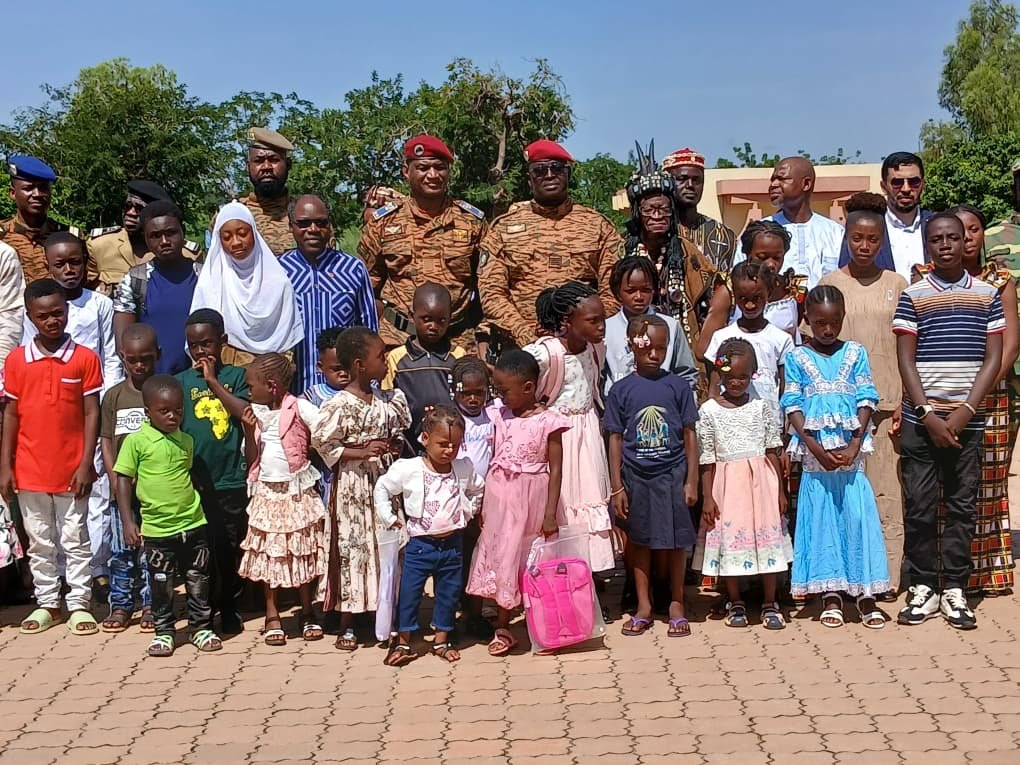 Santé mentale et psychologique : Du réconfort aux familles des militaires tombés et blessés 3 Santé mentale et psychologique : Du réconfort aux familles des militaires tombés et blessés 3