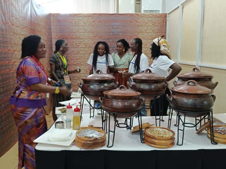« Le tourisme c’est aussi la gastronomie », Reine Josiane Sidnoma Koudougou 3