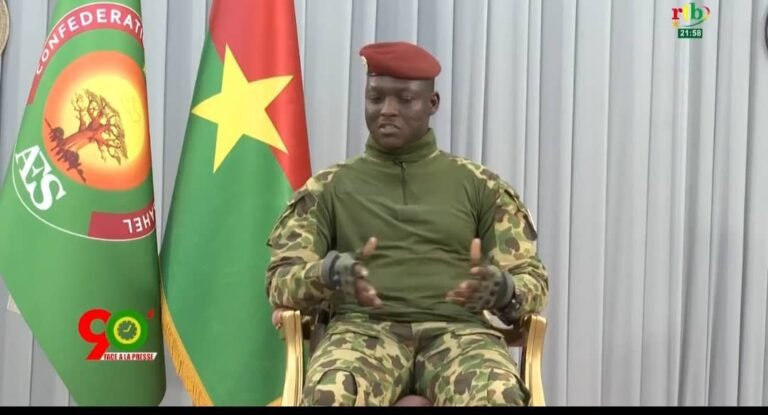 « Il faut savoir s’adapter à l’idéologie de ceux qui dirigent », Capitaine Ibrahim Traoré 1