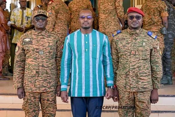Sécurité : L’Institut d’enseignement militaire supérieur « Tiéfo Amoro » est lancé 4