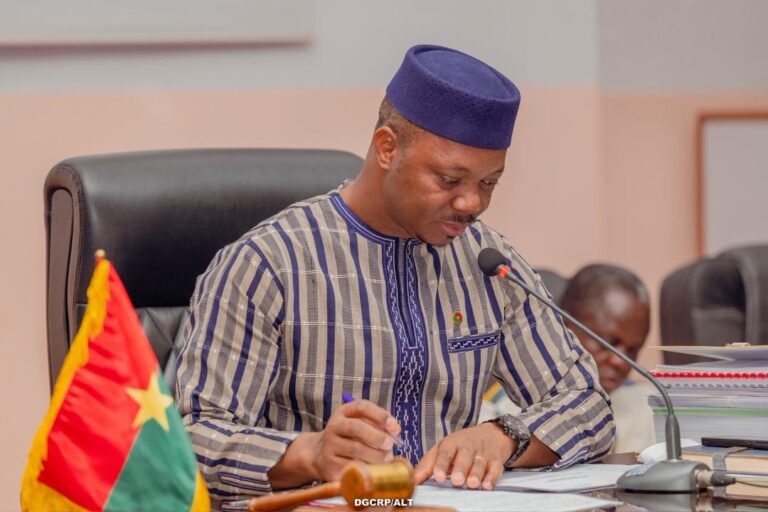 Burkina : La loi de Finances rectificative adoptée 2 Burkina : La loi de Finances rectificative adoptée 2