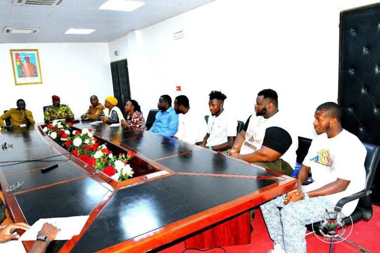 Burkina : Les artistes s’engagent pour la campagne nationale de solidarité « Deme Sira » 5 Burkina : Les artistes s’engagent pour la campagne nationale de solidarité « Deme Sira » 5