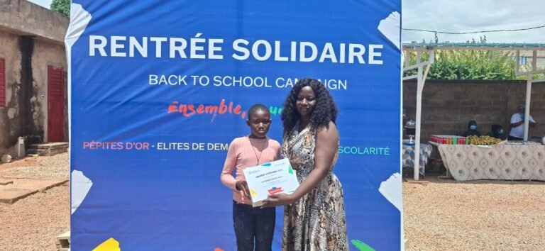 Rentrée solidaire : La fondation Endeavour Mining offre des tablettes et ordinateurs  aux enfants de ses employés 1