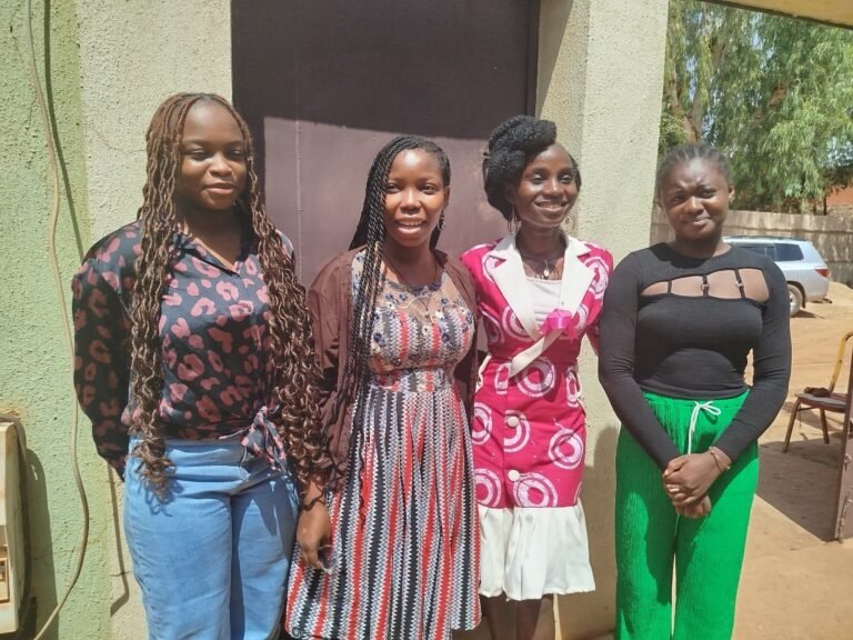 Octobre Rose : "Nos voix contre le cancer " fait dépister 30 femmes et filles 7 Octobre Rose : "Nos voix contre le cancer " fait dépister 30 femmes et filles 7