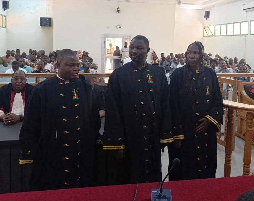 Bobo: Zalissa unique femme parmi les nouveaux magistrats installés à la Cour d’Appel 2 Bobo: Zalissa unique femme parmi les nouveaux magistrats installés à la Cour d’Appel 2