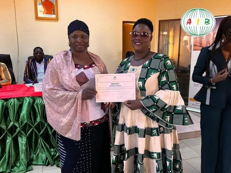 Kongoussi : Les éducatrices du Bam s’engagent pour la promotion du genre et du leadership féminin 4 Kongoussi : Les éducatrices du Bam s’engagent pour la promotion du genre et du leadership féminin 4