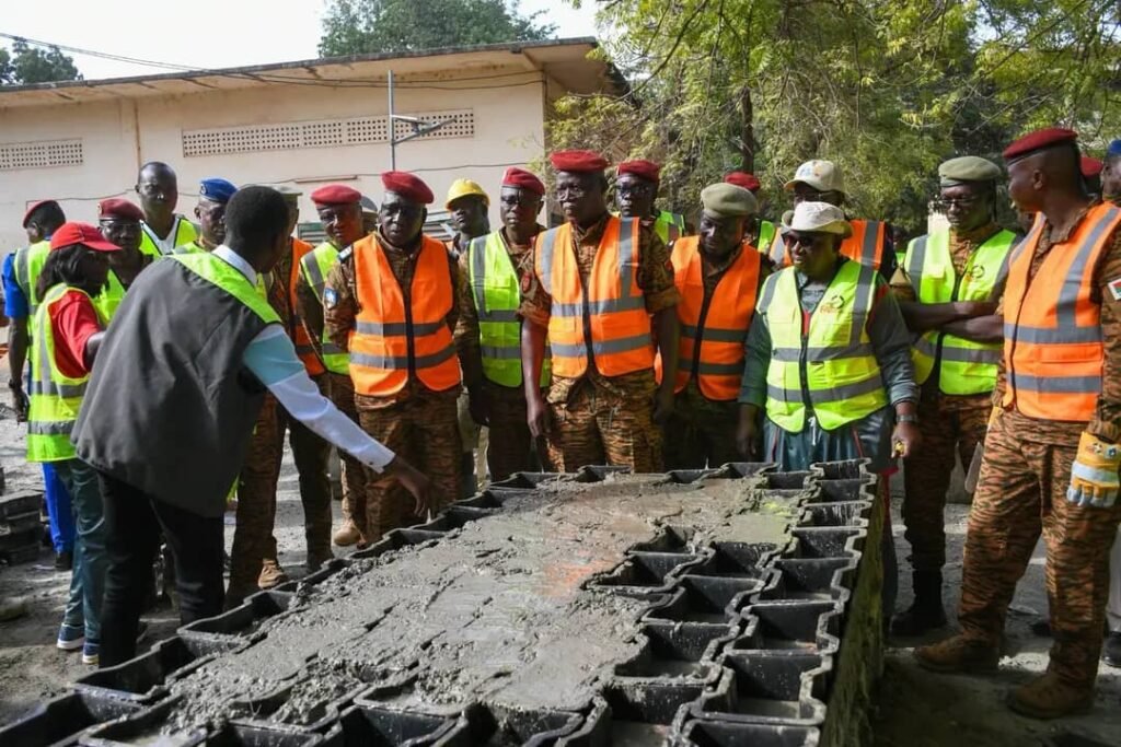 Faso Mêbo : Les Forces Armées Nationales offrent plus de 13 millions CFA 3 Faso Mêbo : Les Forces Armées Nationales offrent plus de 13 millions CFA 3