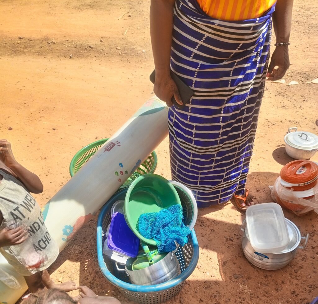 Ouagadougou : Ces vendeuses ambulantes d’ustensiles de cuisine qui facilitent le quotidien 2
