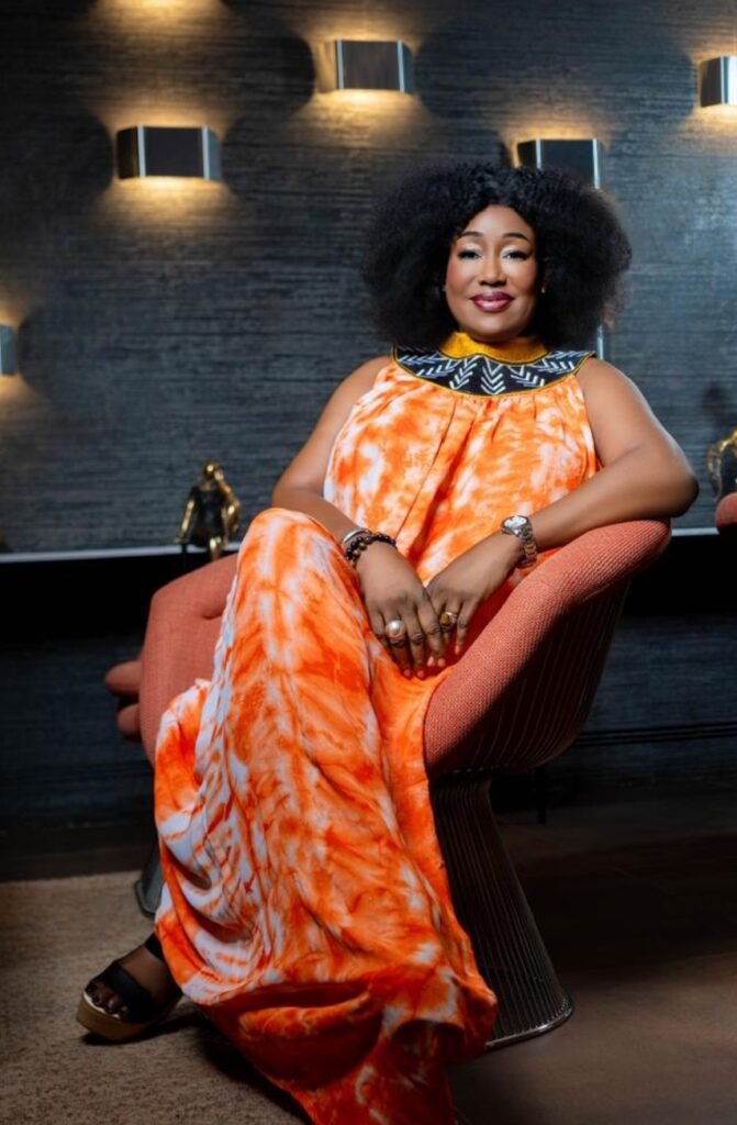 25 ans de carrière dans la mode: "Je vais continuer de donner le meilleur de moi-même", Koro DK Style 1