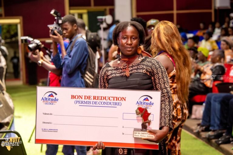 AMAA 2025: Halia Traoré est lauréate du prix Espoir du Meilleur Chef Opérateur 3 AMAA 2025: Halia Traoré est lauréate du prix Espoir du Meilleur Chef Opérateur 1