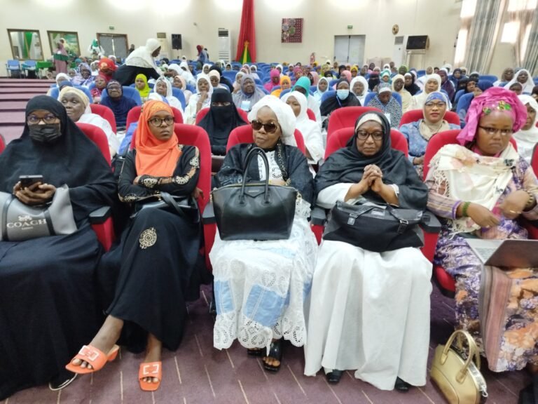 SENAFEM 2025 : 400 femmes musulmanes unies pour recoudre le tissu social 7 SENAFEM 2025 : 400 femmes musulmanes unies pour recoudre le tissu social 7