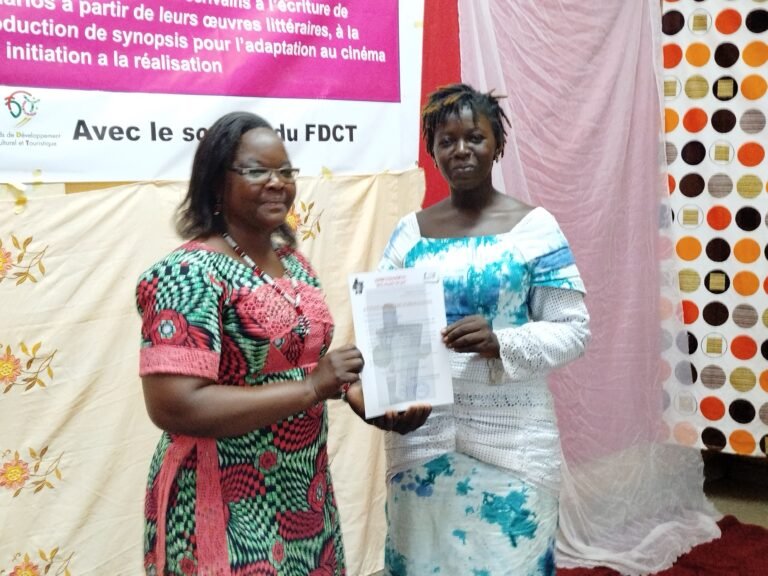 Du 7 au 16 novembre 2025, des jeunes écrivaines ont été formées en écriture de scénarios.