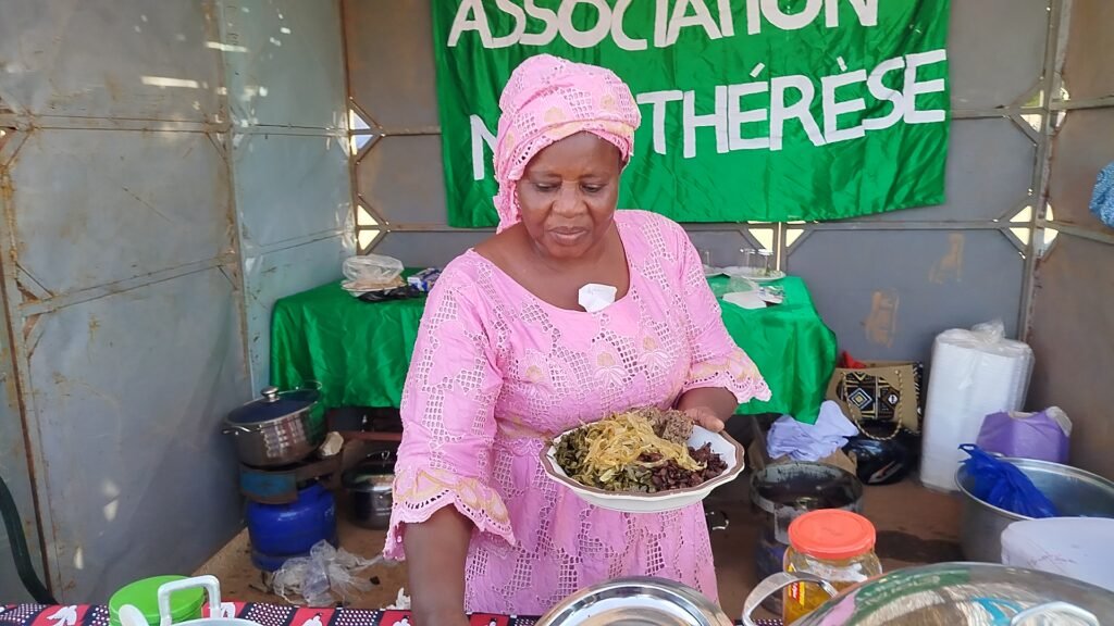 Grande brocante de solidarité : La générosité s’organise aussi autour du “consommons local” 3 Grande brocante de solidarité : La générosité s’organise aussi autour du “consommons local” 2