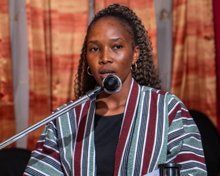 Ouagadougou : La 1re Semaine de l’Autodidacte célèbre les talents formés par eux-mêmes 4 Elsi Florida Ouédraogo, promotrice de la semaine de l'autodidacte