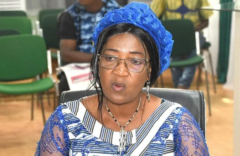 Fonction publique : Zénabou Tarpilga est la nouvelle DCRP 4 Fonction publique : Zénabou Tarpilga est la nouvelle DCRP 4