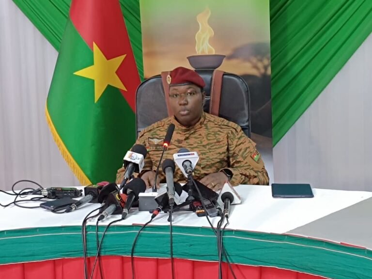 “Dɛmɛ Sira” : Le Burkina lance une campagne de solidarité nationale au profit des plus démunis 4 “Dɛmɛ Sira” : Le Burkina lance une campagne de solidarité nationale au profit des plus démunis 3