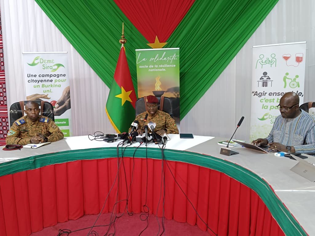 “Dɛmɛ Sira” : Le Burkina lance une campagne de solidarité nationale au profit des plus démunis 3 “Dɛmɛ Sira” : Le Burkina lance une campagne de solidarité nationale au profit des plus démunis 3