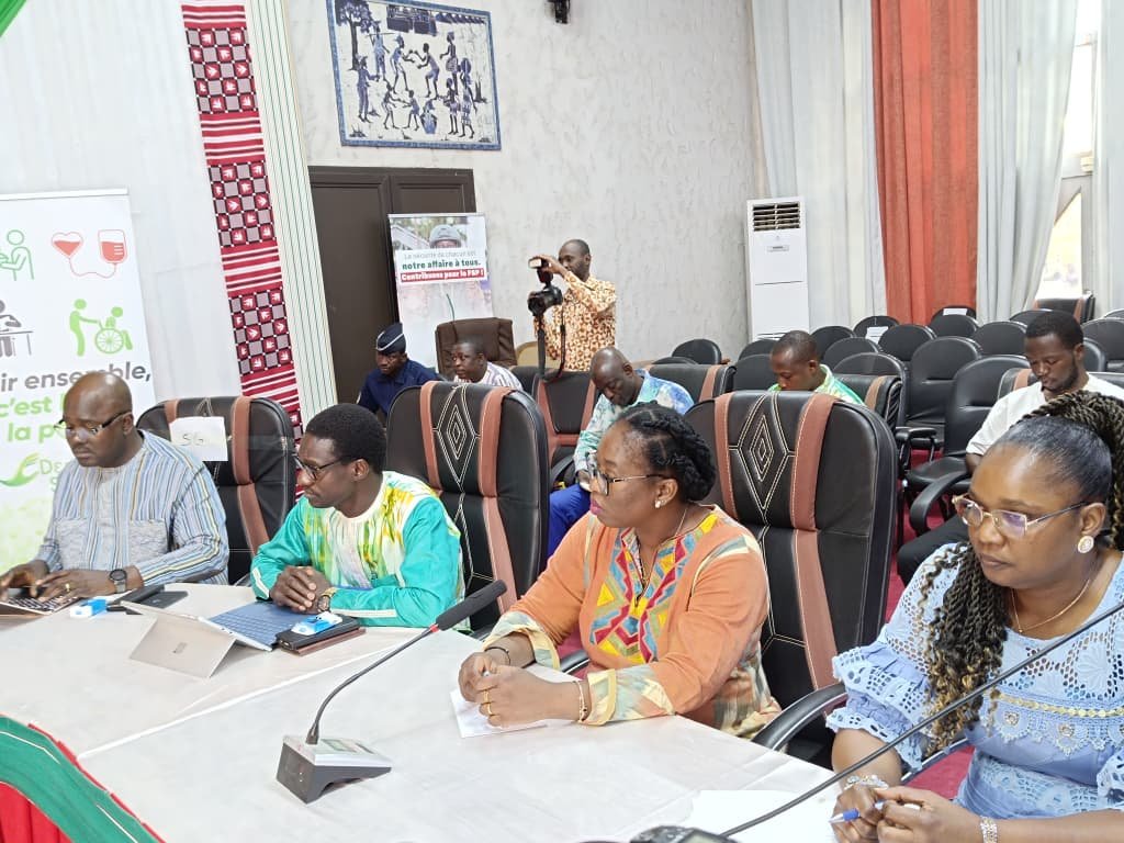 “Dɛmɛ Sira” : Le Burkina lance une campagne de solidarité nationale au profit des plus démunis 2 “Dɛmɛ Sira” : Le Burkina lance une campagne de solidarité nationale au profit des plus démunis 2