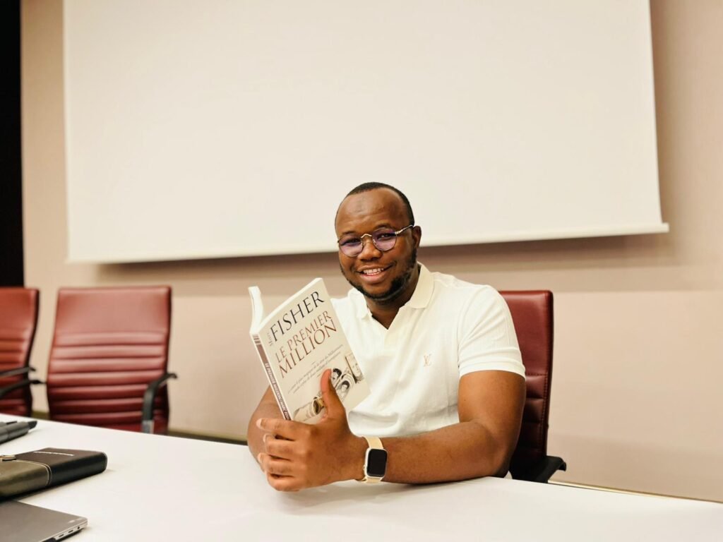 « 10 ans d’altitude. L’odyssée d’une hôtesse de l’air », une œuvre signée Sarifatou Kouanda 3