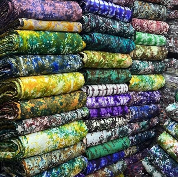 Koko Dunda : Faut-il réfléchir à des motifs pour les habits et des motifs pour les accessoires ? 2 Pagne Koko dunda