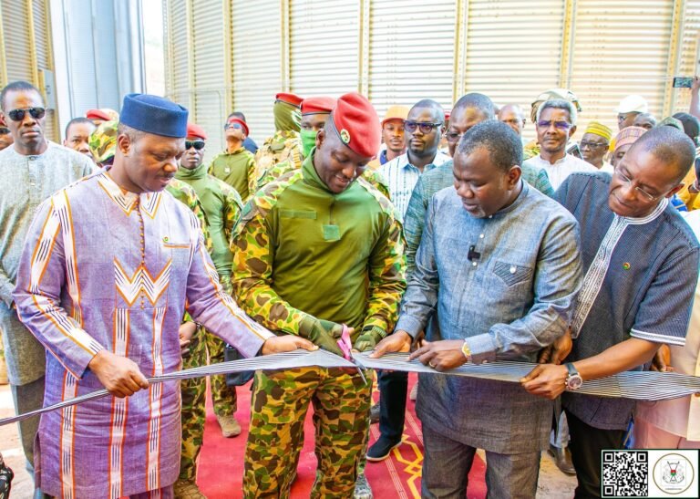 Bobo-Dioulasso : Une usine de transformation du maïs inauguré par le Président du Faso 10