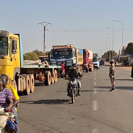 Accueil 36 Burkina : La carte d’affiliation CNSS, désormais le nouveau « laissez-passer » des transporteurs