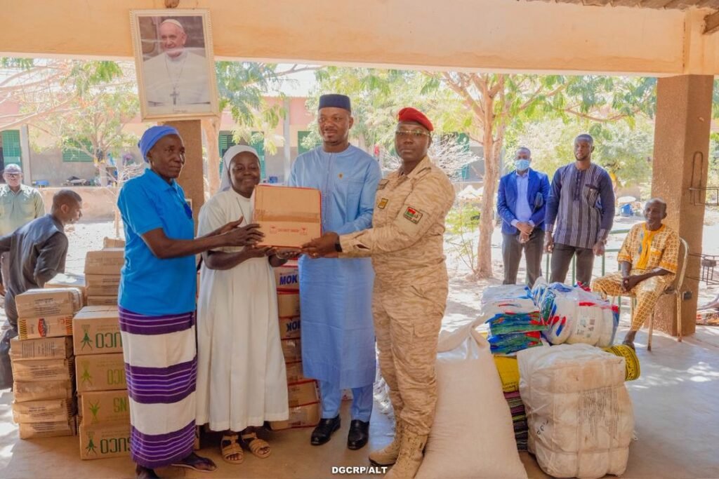 À Sakoula, le Président de l’ALT plaide pour la dignité des aînés exclus 3