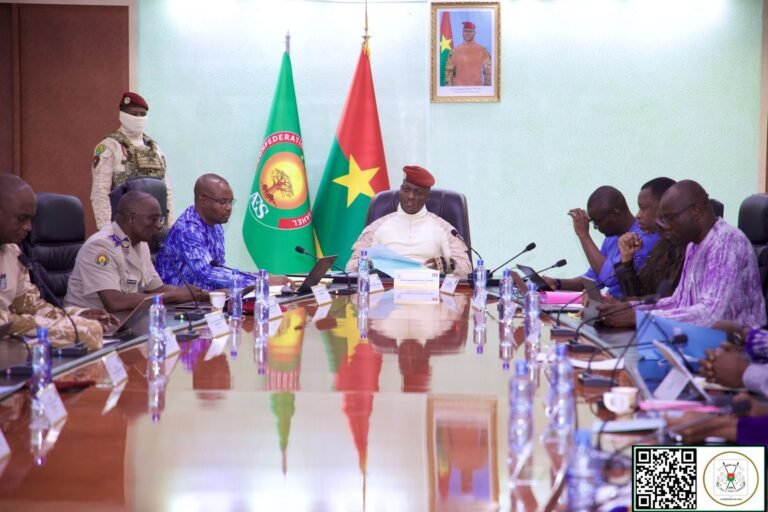 Burkina : Le gouvernement rétablit la peine de mort 3 Burkina : Le gouvernement rétablit la peine de mort 3