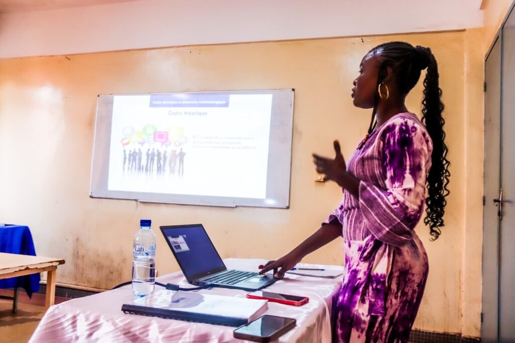 Soutenance : Mention très bien pour Heureuse Congo 3