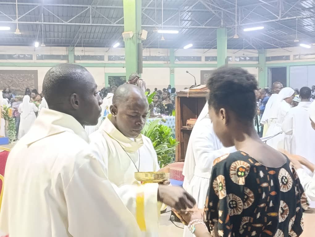 Ouagadougou: Noël en chant et en lumière à la paroisse Saint Camille 3