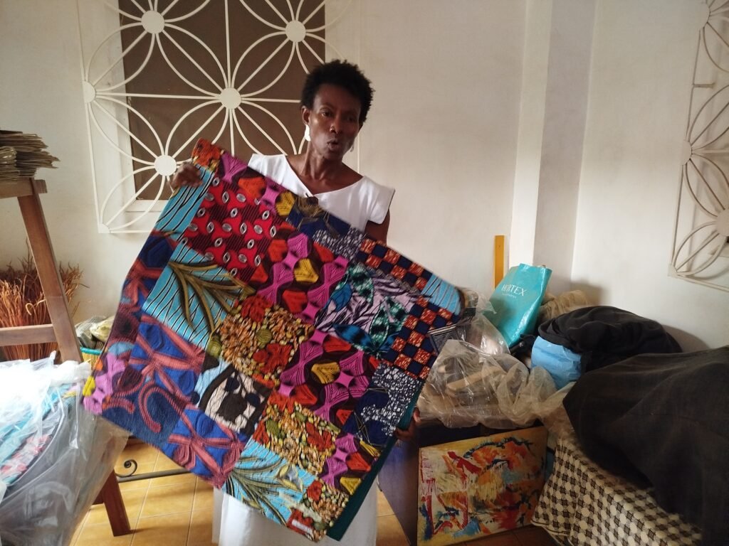 Authentique Racine: Clotilde redonne vie aux couleurs, à la nature et à l’identité burkinabè   3